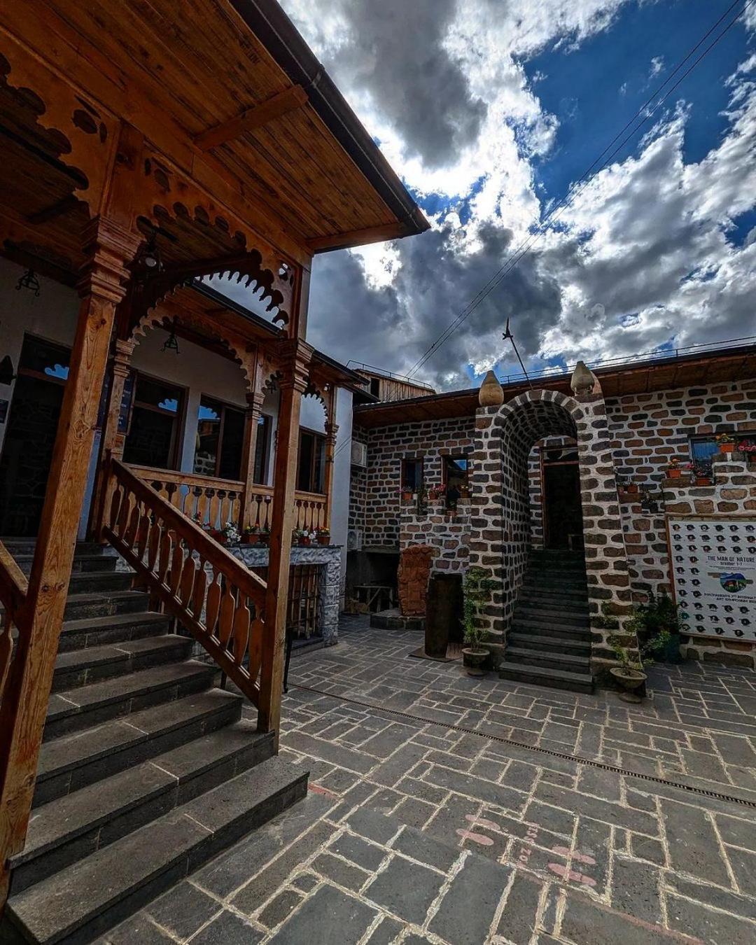 Machanents Art Hotel Vagharshapat Exterior foto