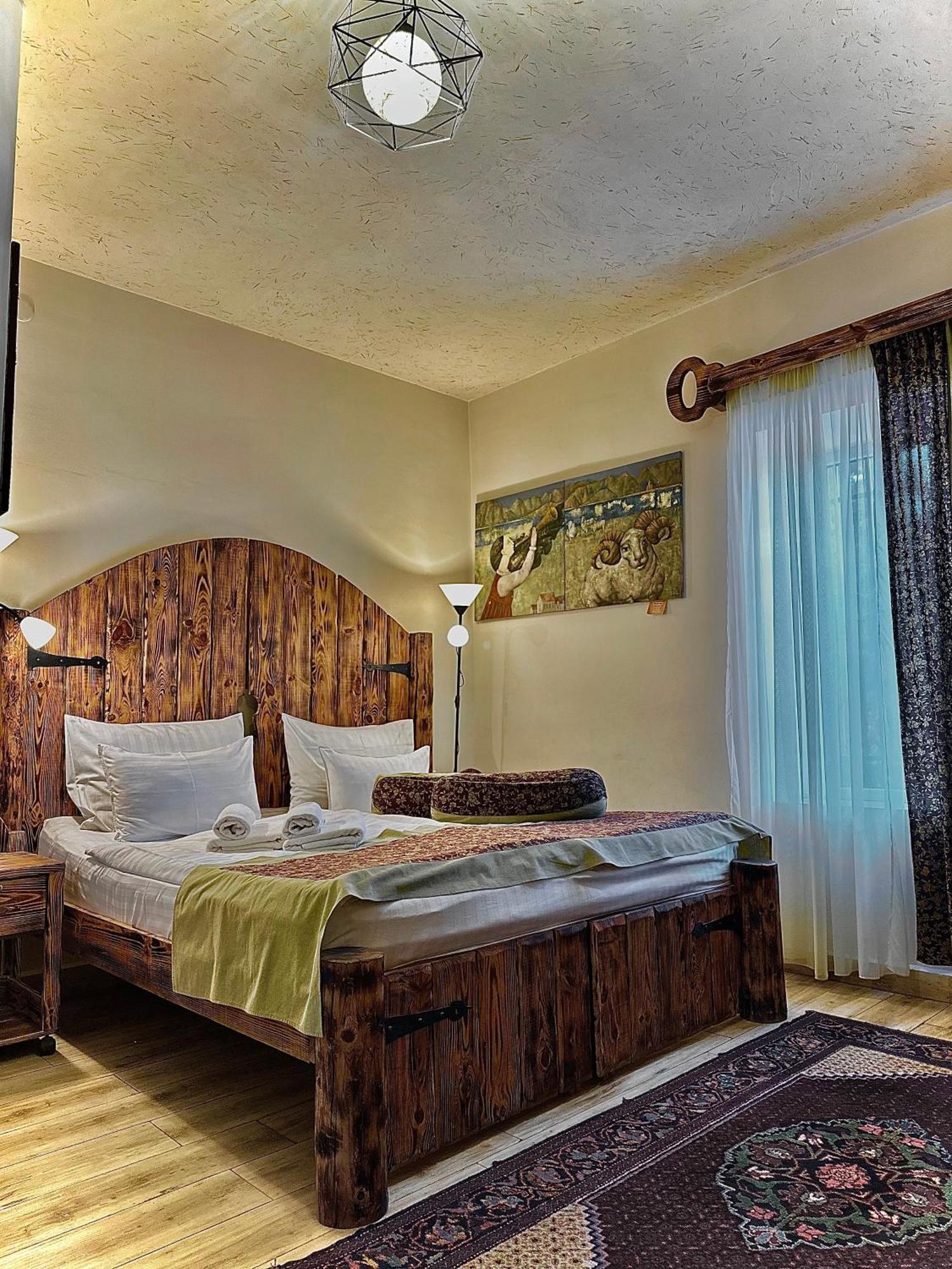 Machanents Art Hotel Vagharshapat Exterior foto