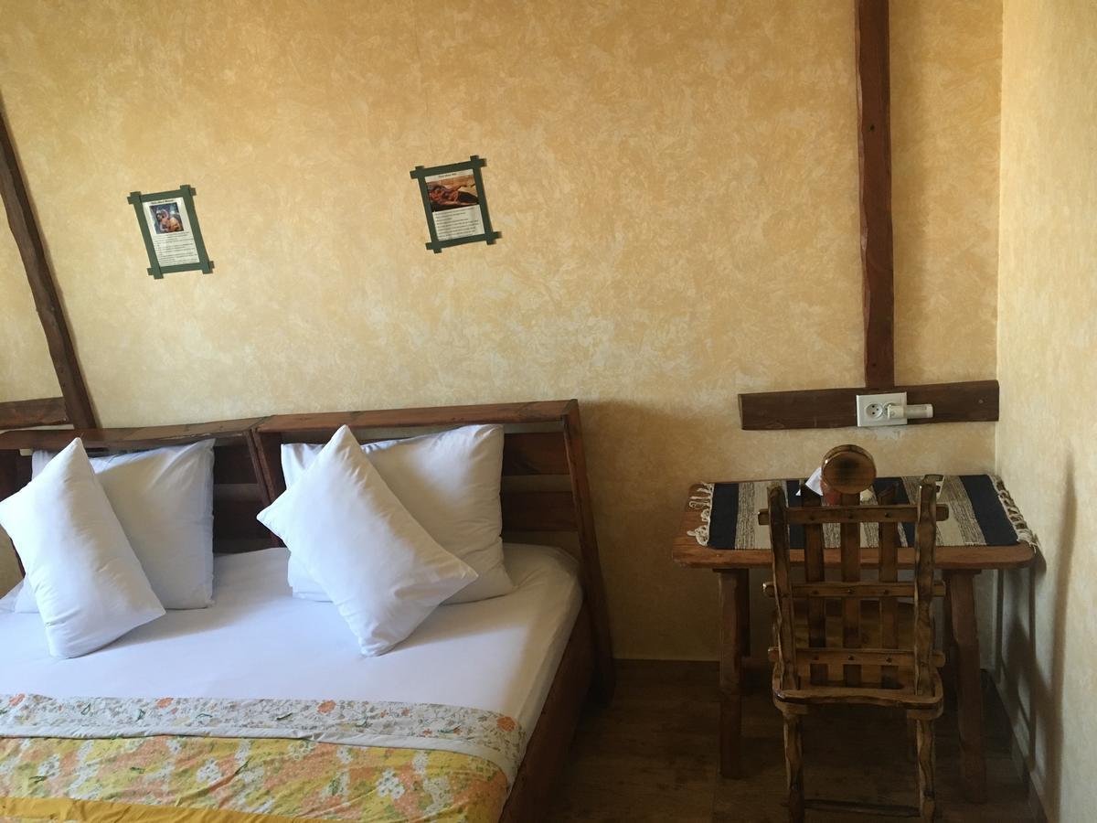 Machanents Art Hotel Vagharshapat Exterior foto