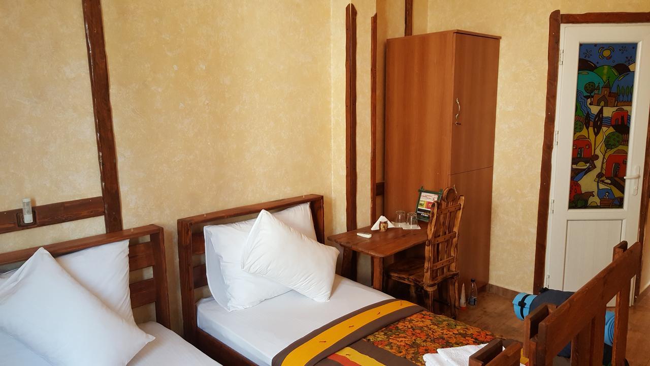 Machanents Art Hotel Vagharshapat Exterior foto